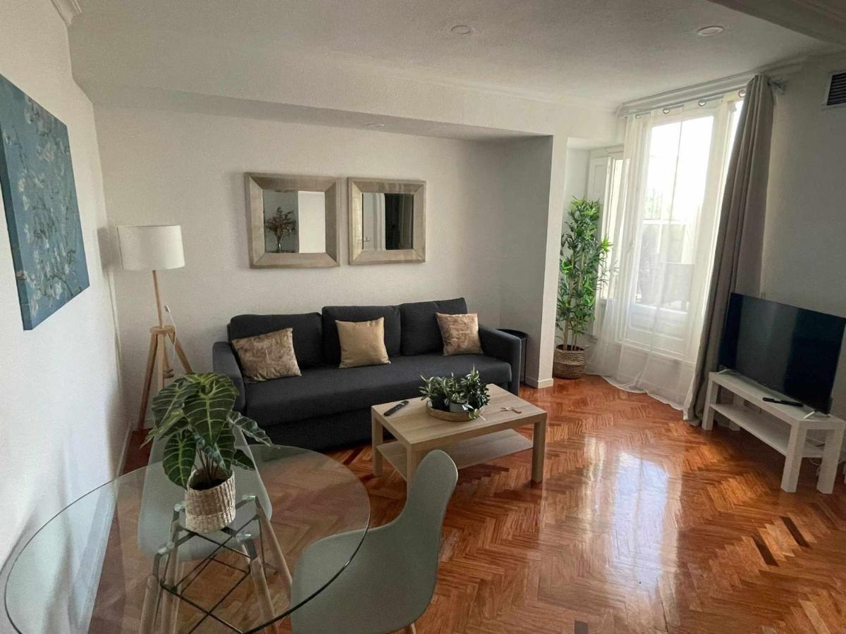 Apartamento Con Terraza Y Vistas Alcalaretiro Madrid Exterior foto