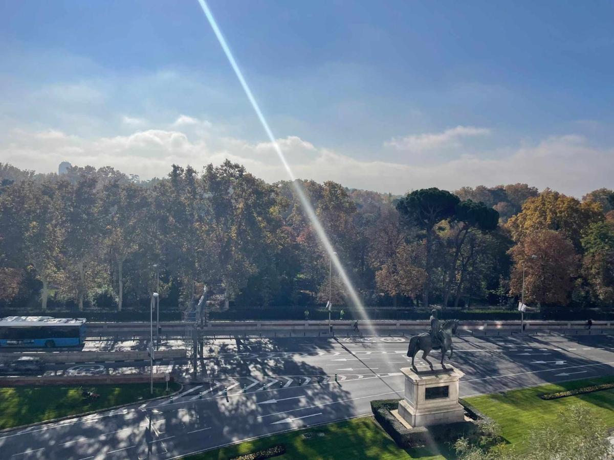 Apartamento Con Terraza Y Vistas Alcalaretiro Madrid Exterior foto