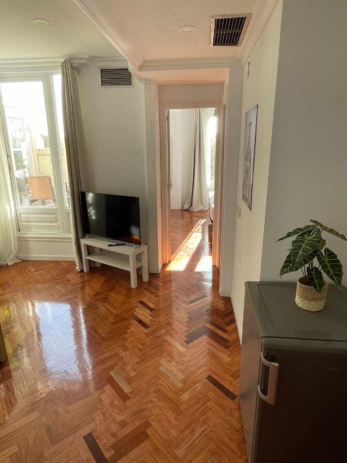 Apartamento Con Terraza Y Vistas Alcalaretiro Madrid Exterior foto