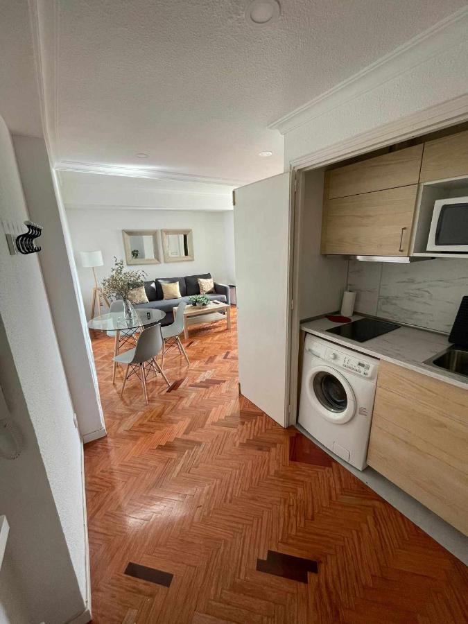 Apartamento Con Terraza Y Vistas Alcalaretiro Madrid Exterior foto