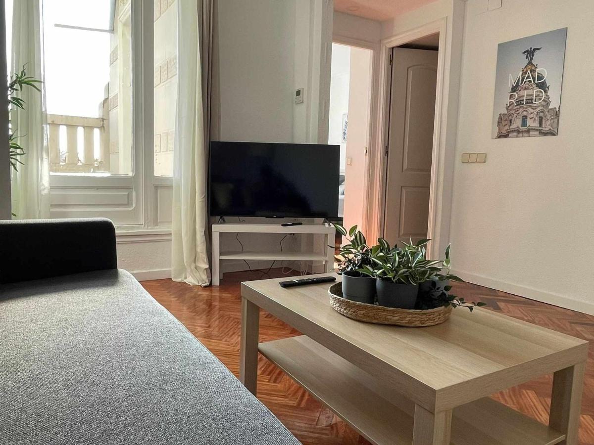 Apartamento Con Terraza Y Vistas Alcalaretiro Madrid Exterior foto